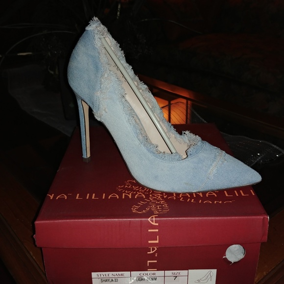 Shoes - Picture 8 of 8